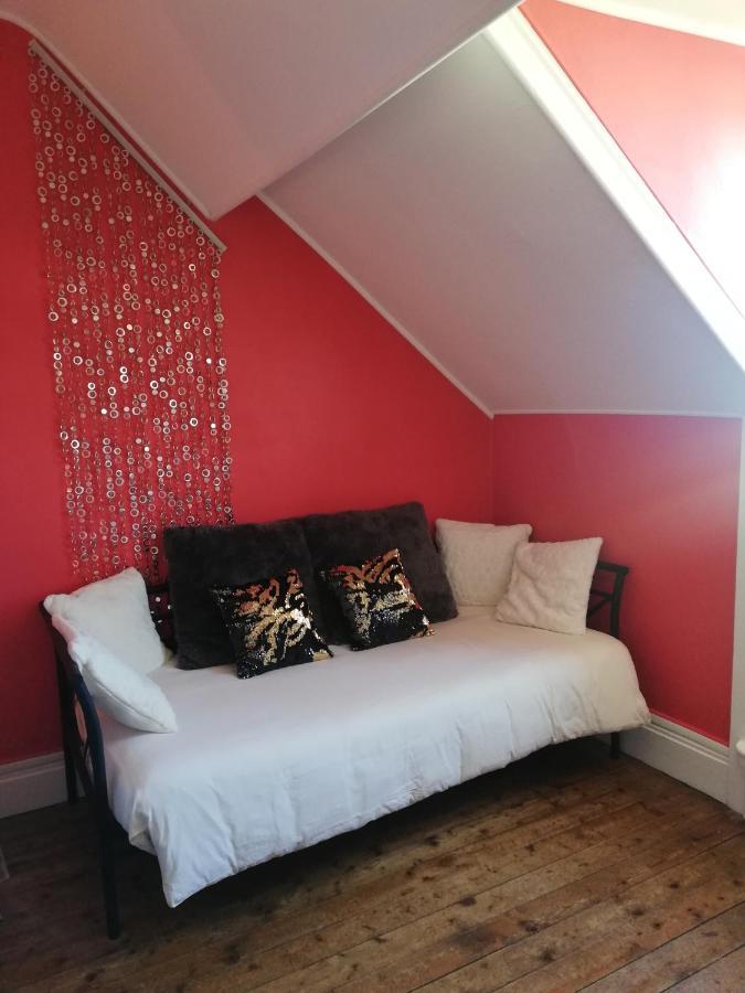 La Chambre D'Hote De Chris 瑟堡 外观 照片